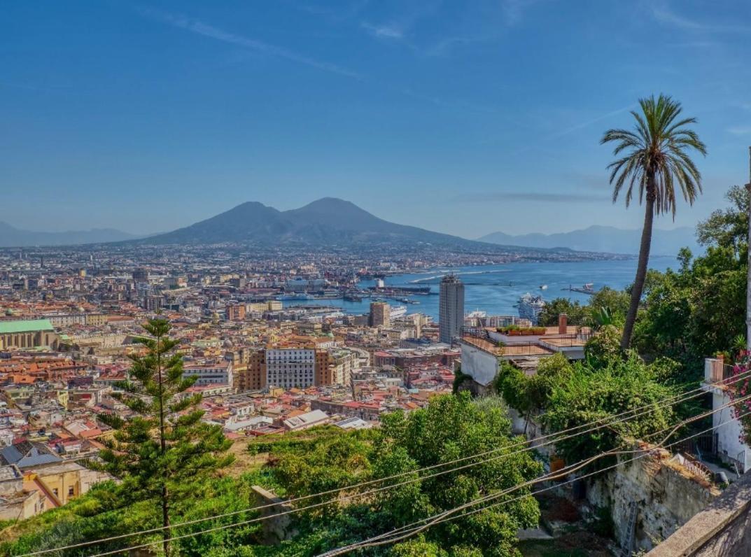 Bed and Breakfast La Casa Di Raffaele Napoli Centro Экстерьер фото